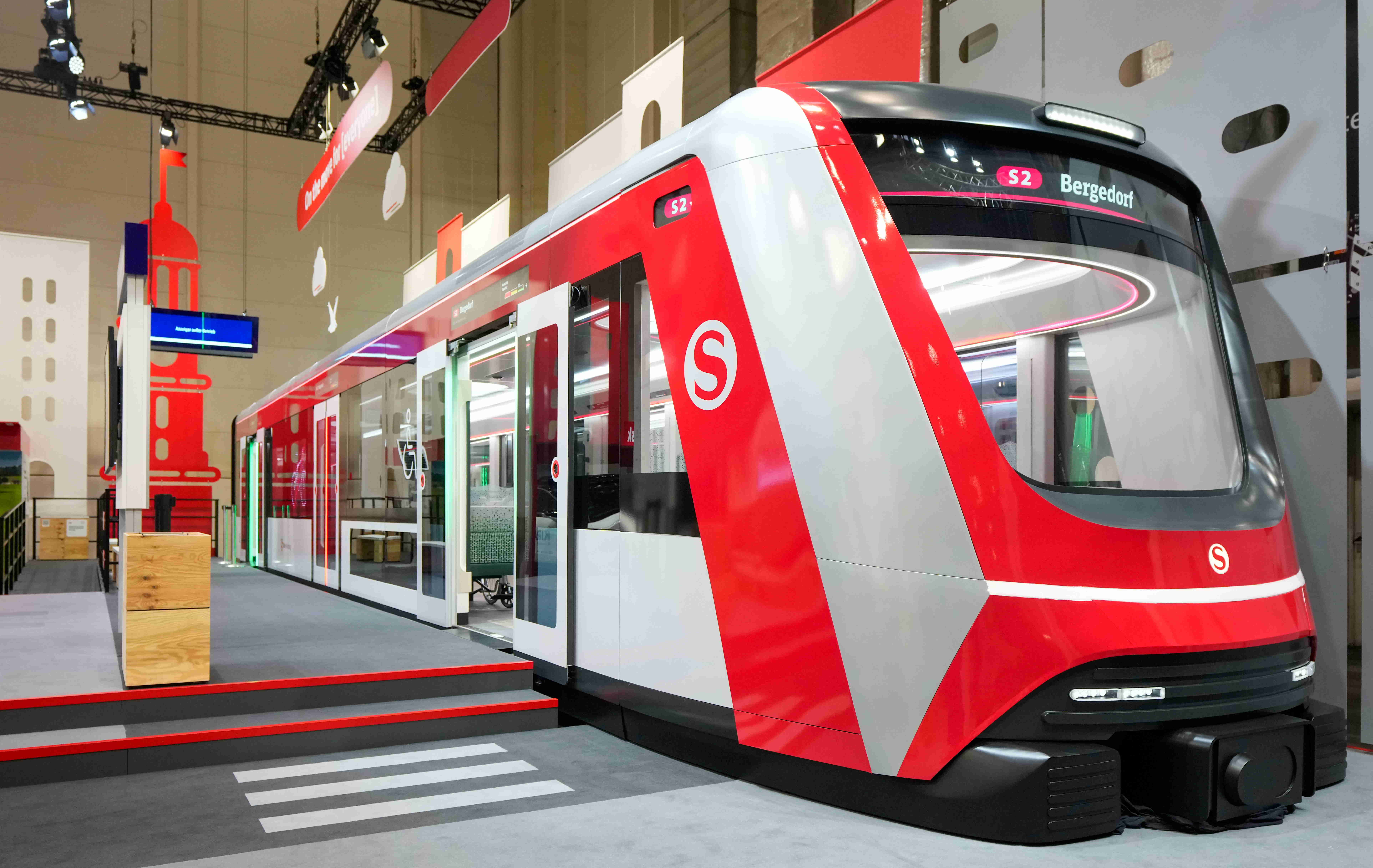 達擎與德國鐵路旗下漢堡城市快捷合作全新節(jié)能概念列車